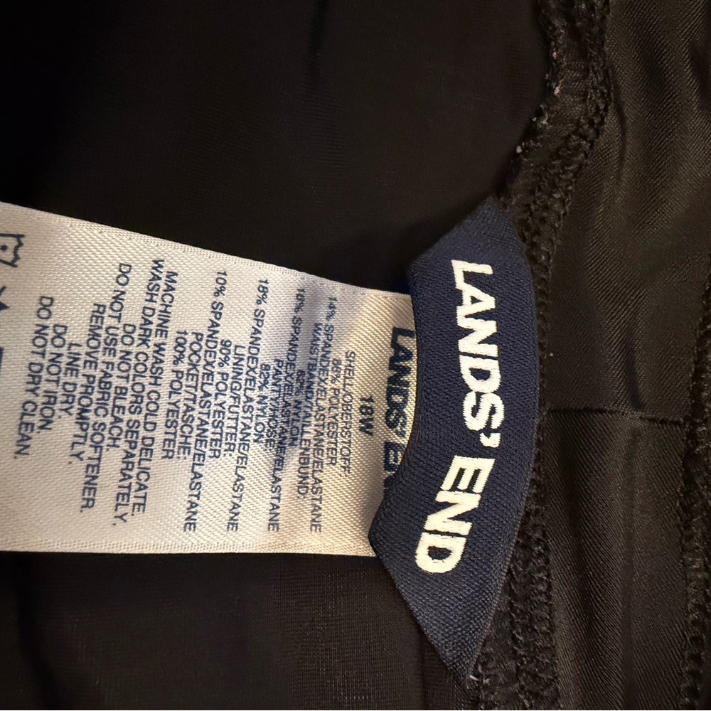 Lands’ End Floral Swim Shorts Size 18W Black Blue Red Tummy Control Swim Bottoms - Picture 4 of 8